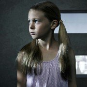 Colony - galeria zdjęć - filmweb