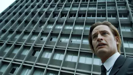 Colony - galeria zdjęć - filmweb