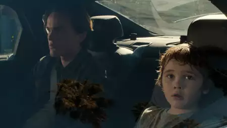 Colony - galeria zdjęć - filmweb