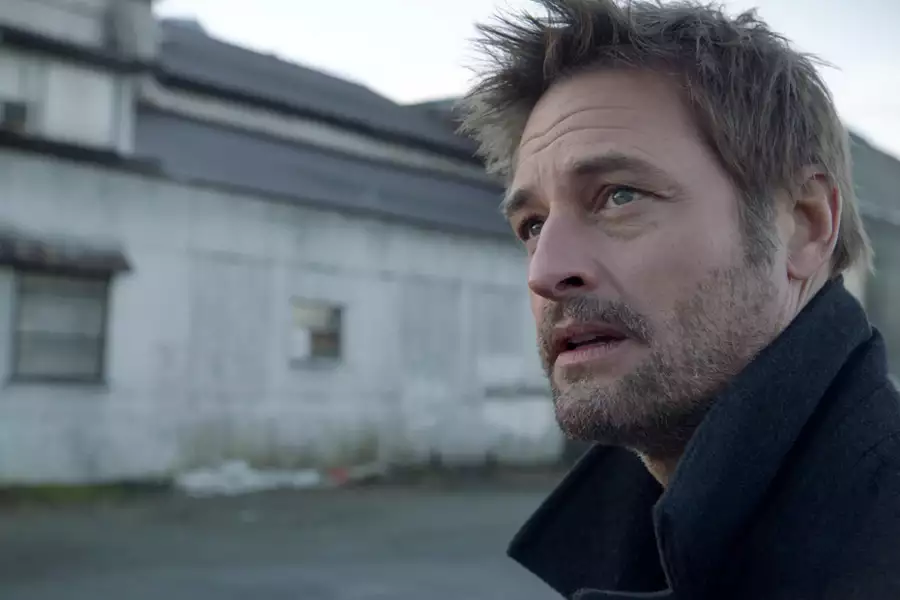 Colony - galeria zdjęć - filmweb