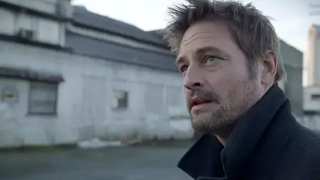 Colony - galeria zdjęć - filmweb
