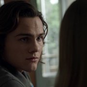 Colony - galeria zdjęć - filmweb