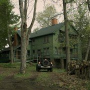 What Keeps You Alive - galeria zdjęć - filmweb