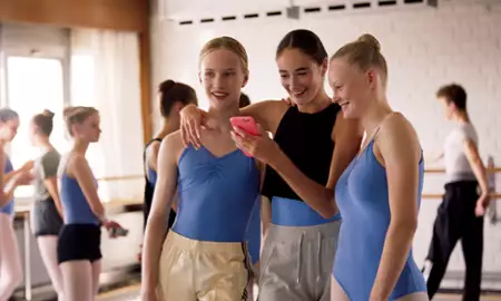 Girl - galeria zdjęć - filmweb