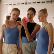 Girl - galeria zdjęć - filmweb