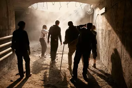 Beyond Skyline - galeria zdjęć - filmweb