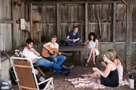 Martha Marcy May Marlene - galeria zdjęć - filmweb