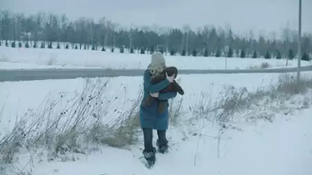 Between - galeria zdjęć - filmweb