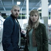 Between - galeria zdjęć - filmweb