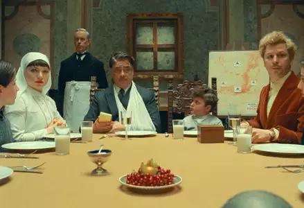 Fenicki układ - galeria zdjęć - filmweb