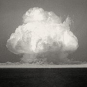 Punkty zwrotne: Bomba i zimna wojna - galeria zdjęć - filmweb