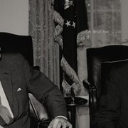 Turning Point: The Bomb and the Cold War - galeria zdjęć - filmweb