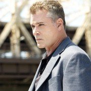 The Son of No One - galeria zdjęć - filmweb