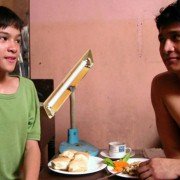 Maximo Oliveros rozkwita - galeria zdjęć - filmweb