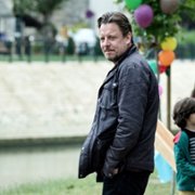 DNA - galeria zdjęć - filmweb