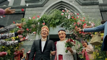 Sezon 1 Odcinek 8 CINTA UNTUK IRA.