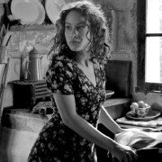 Artysta i modelka - galeria zdjęć - filmweb