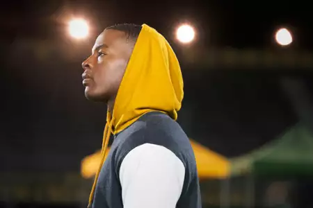 All American - galeria zdjęć - filmweb