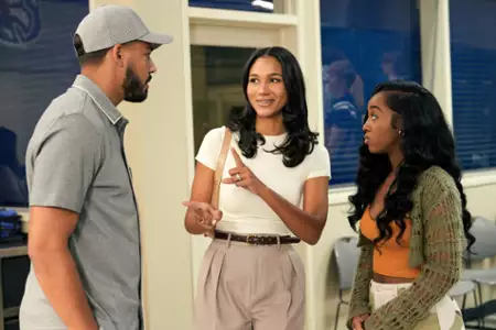 All American - galeria zdjęć - filmweb