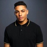 All American - galeria zdjęć - filmweb