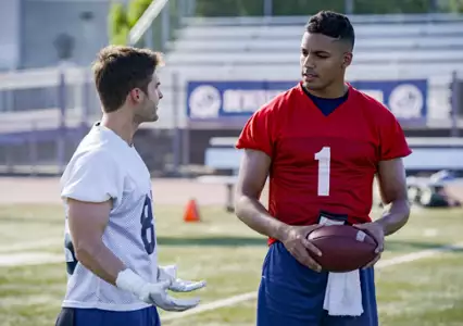 All American - galeria zdjęć - filmweb