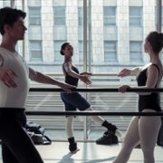 Tiny Pretty Things - galeria zdjęć - filmweb
