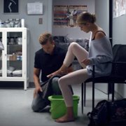 Tiny Pretty Things - galeria zdjęć - filmweb