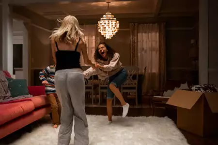 Ginny & Georgia - galeria zdjęć - filmweb