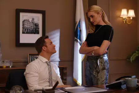 Ginny & Georgia - galeria zdjęć - filmweb