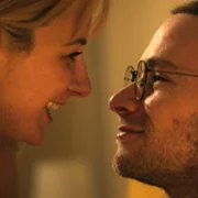 Beezel - galeria zdjęć - filmweb