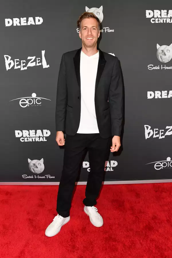 Beezel - galeria zdjęć - filmweb