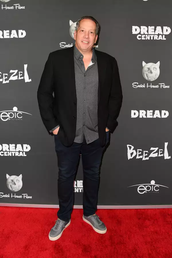 Beezel - galeria zdjęć - filmweb