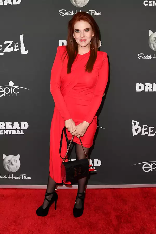 Beezel - galeria zdjęć - filmweb