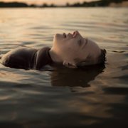 Unorthodox - galeria zdjęć - filmweb