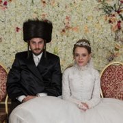 Unorthodox - galeria zdjęć - filmweb