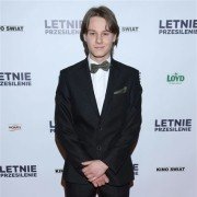 Letnie przesilenie - galeria zdjęć - filmweb
