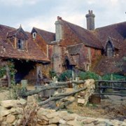 Cold Comfort Farm - galeria zdjęć - filmweb