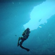 Under the Waves - galeria zdjęć - filmweb