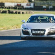 Supersamochody w megaprodukcji - galeria zdjęć - filmweb