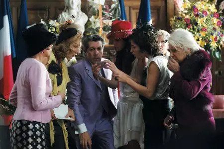 Układ idealny - galeria zdjęć - filmweb