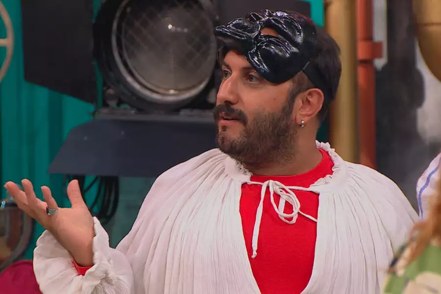 LOL: Chi ride è fuori - galeria zdjęć - filmweb