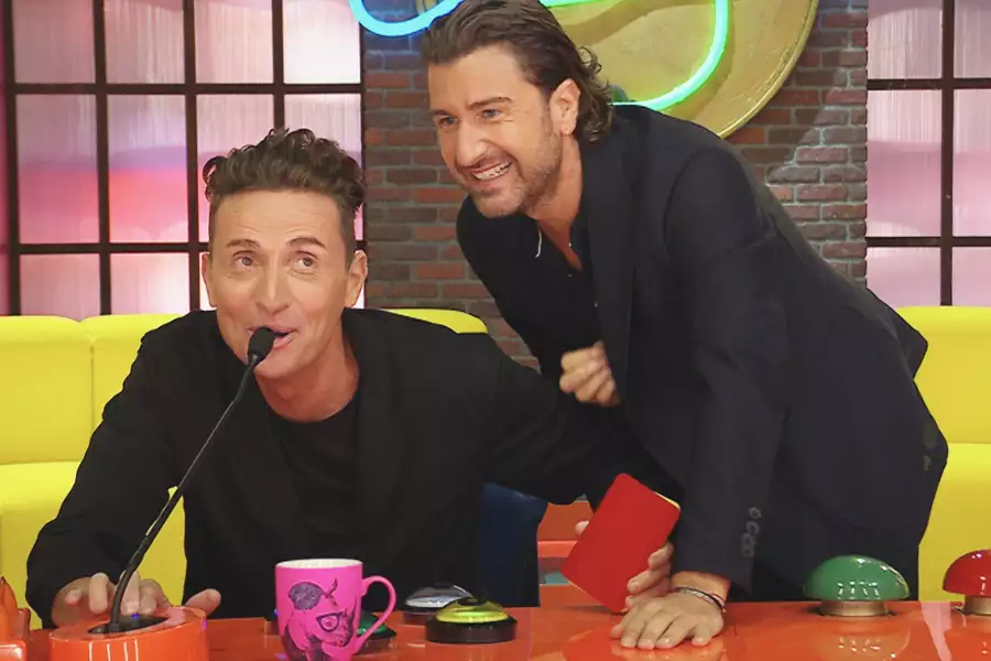 LOL: Chi ride è fuori - galeria zdjęć - filmweb