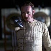Hugo Speer w Samotnia