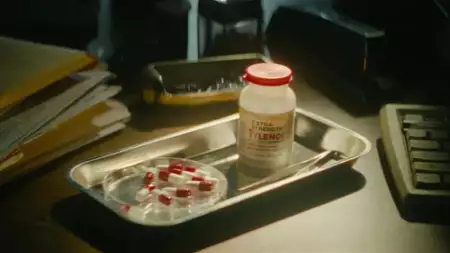 Nierozwiązane sprawy: Zabójcza trucizna w Tylenolu - galeria zdjęć - filmweb