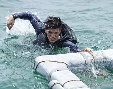 Ostatnia misja USS Indianapolis - galeria zdjęć - filmweb