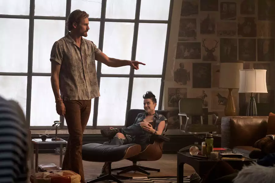 Good Trouble - galeria zdjęć - filmweb