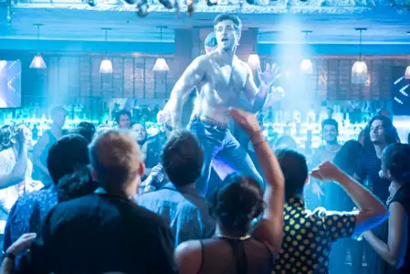 Good Trouble - galeria zdjęć - filmweb