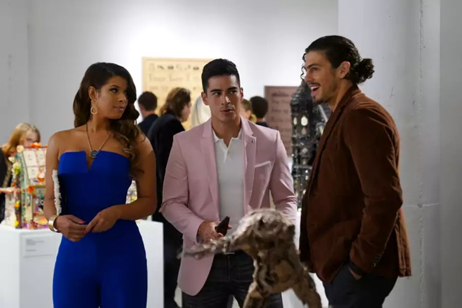 Good Trouble - galeria zdjęć - filmweb