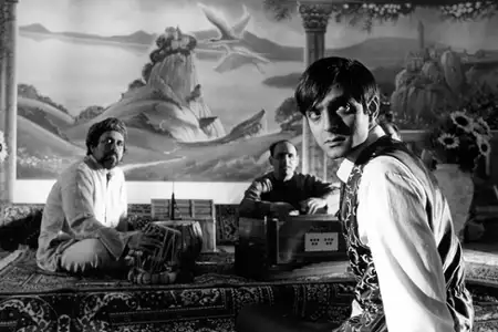 10 minut p&oacute;źniej: Wiolonczela - galeria zdjęć - filmweb