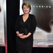 Concussion - galeria zdjęć - filmweb